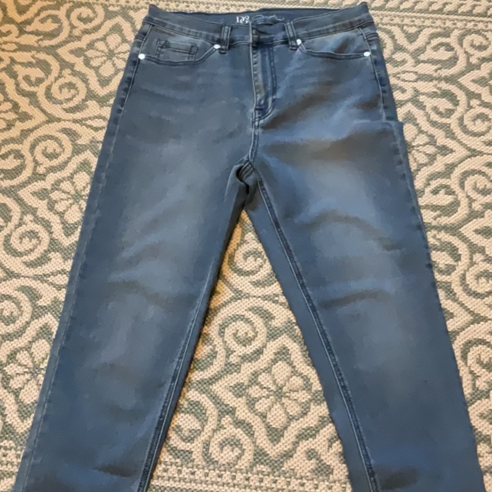 DG2 JEANS